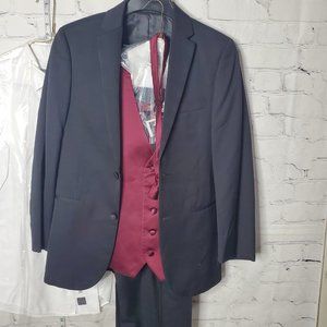 Vera Wang Tuxedo in Black/Wine